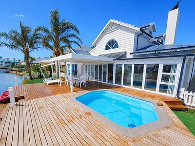 4 Bedroom House For Sale in Jeffreys Bay - img