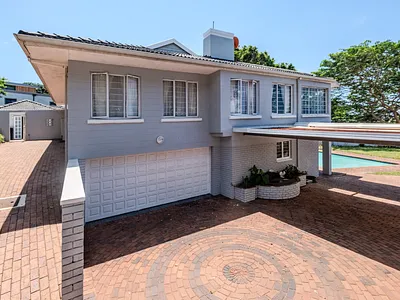 5 Bedroom House For Sale in Umhlanga - C9Vd.webp