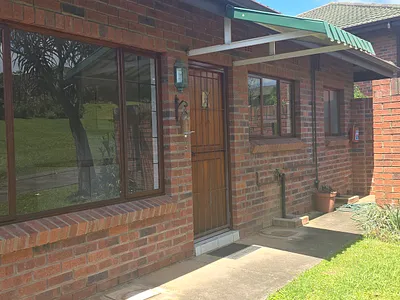 2 Bedroom Townhouse For Sale in Howick - 4uak.webp