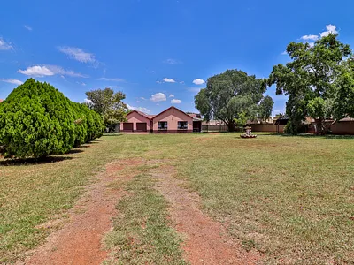 3 Bedroom House For Sale in Meyerton - fqS1.webp