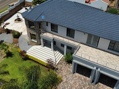 4 Bedroom House For Sale in Akasia - cJhD.webp