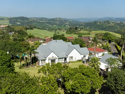 6 Bedroom House For Sale in Kingsburgh - SGzn.webp