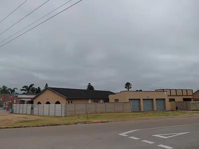 4 Bedroom House For Sale in Despatch - kQO5.webp