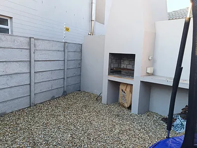 3 Bedroom House To Rent in Blouberg - 7JwQ.webp