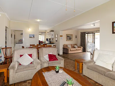 3 Bedroom House For Sale in Port Alfred - 3qAL.webp