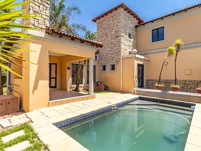 4 Bedroom Townhouse For Sale in Randburg - JJM5.webp