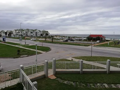 1 Bedroom Apartment For Sale in Port Elizabeth - img