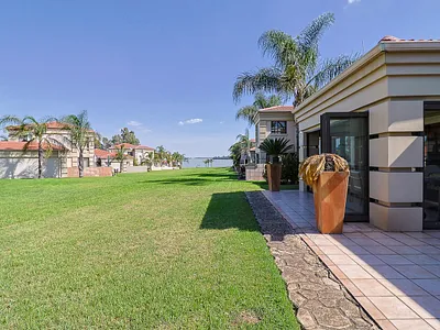 3 Bedroom Townhouse For Sale in Vaal Marina - Qh57.webp