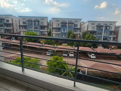 2 Bedroom Townhouse For Sale in Edenvale - VX2X.webp