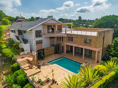 4 Bedroom House For Sale in Durban - IWv3.webp