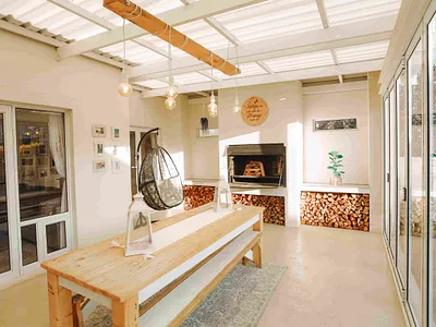 3 Bedroom Townhouse To Rent in East London - oyE3.webp