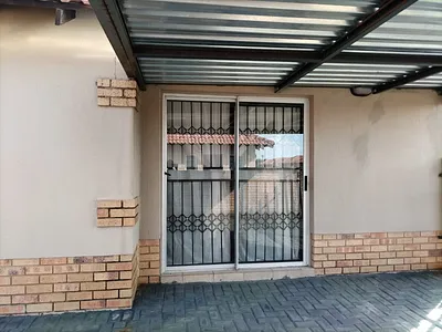 3 Bedroom House For Sale in Rustenburg - RALY.webp