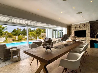 4 Bedroom House For Sale in Somerset West - img