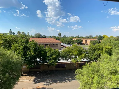 1 Bedroom Apartment For Sale in Potchefstroom - Ev1x.webp