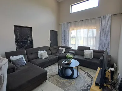 3 Bedroom House For Sale in Heidelberg - SkYe.webp
