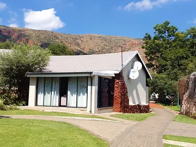 1 Bedroom Townhouse For Sale in Rustenburg - m5Kz.webp