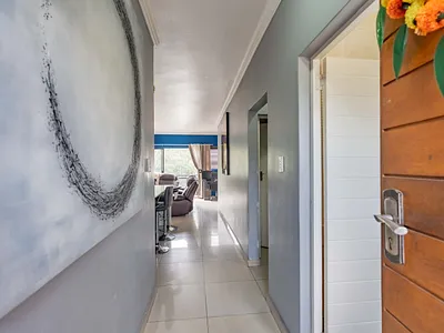 3 Bedroom Townhouse To Rent in Queensburgh - img