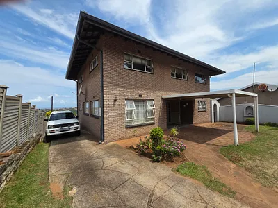 5 Bedroom House For Sale in Durban - VOiK.webp
