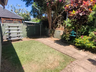 2 Bedroom Apartment To Rent in Durban North - v4vv.webp