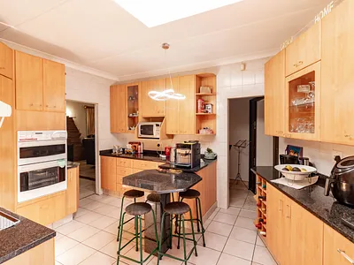 3 Bedroom House For Sale in Kempton Park - img