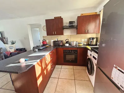 2 Bedroom Apartment To Rent in Kuils River - img