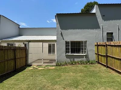 2 Bedroom Apartment To Rent in Hilton - x8NJ.webp