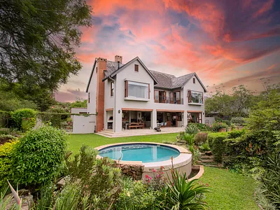 5 Bedroom House For Sale in Hillcrest - img