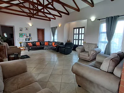 4 Bedroom House For Sale in Heidelberg - HJFD.webp