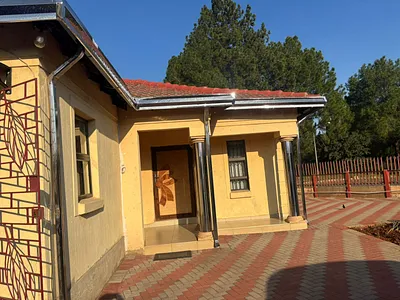 3 Bedroom House For Sale in Vanderbijlpark - SsUU.webp