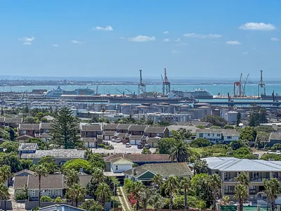 3 Bedroom Apartment To Rent in Port Elizabeth - img