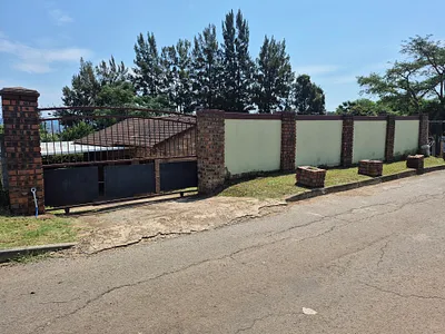 3 Bedroom House For Sale in Pietermaritzburg - 6gUY.webp