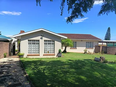 4 Bedroom House For Sale in Uitenhage - img