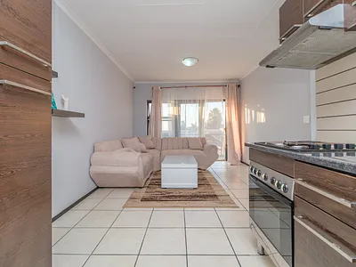 2 Bedroom Apartment For Sale in Randburg - BAi4.webp