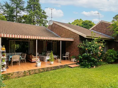 3 Bedroom Townhouse For Sale in Hilton - ZzJo.webp