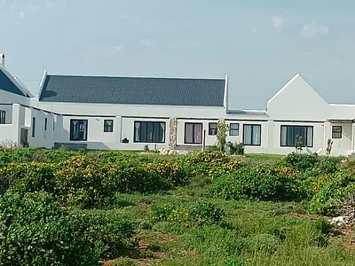 7 Bedroom House For Sale in Jacobsbaai - mqxw.webp