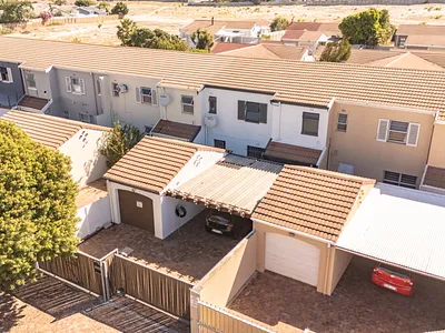 3 Bedroom House For Sale in Blouberg - GhQk.webp