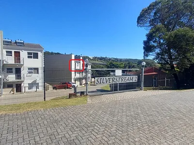 2 Bedroom Apartment For Sale in East London - Y85o.webp