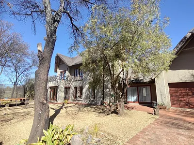 4 Bedroom Townhouse For Sale in Parys - 08jc.webp