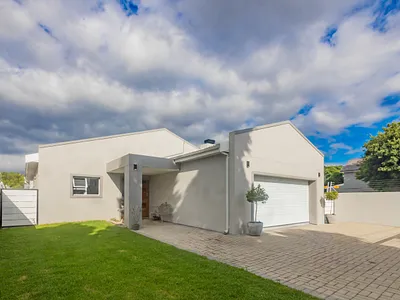 3 Bedroom House For Sale in Worcester - img