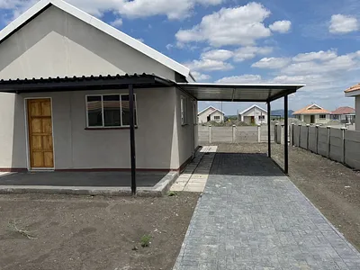 2 Bedroom House For Sale in Rustenburg - fqcn.webp