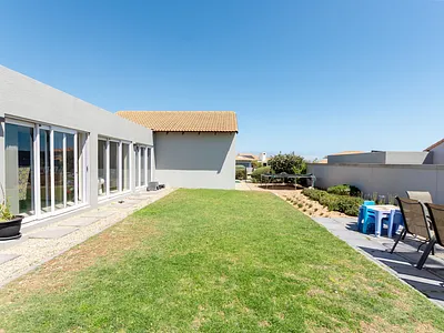 3 Bedroom House For Sale in Langebaan - QT3I.webp