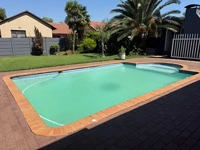 4 Bedroom House For Sale in Vanderbijlpark - pjn7.webp