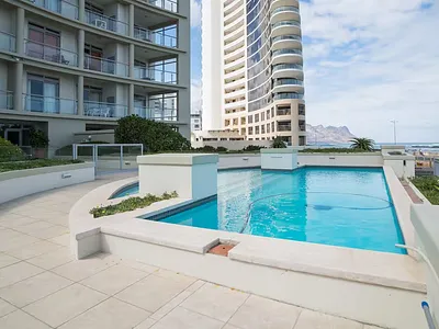 3 Bedroom Apartment To Rent in Strand - Ozk2.webp