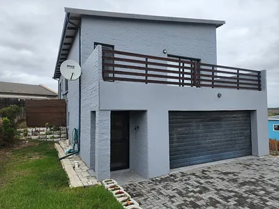 3 Bedroom House For Sale in Jeffreys Bay - img