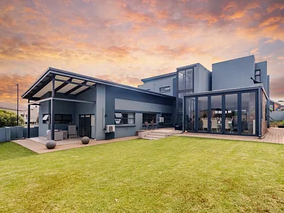 5 Bedroom Townhouse For Sale in Centurion - img