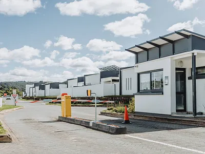 2 Bedroom Townhouse To Rent in East London - EBI0.webp