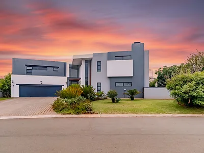5 Bedroom Townhouse For Sale in Centurion - Ka28.webp