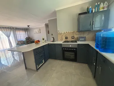 3 Bedroom Townhouse For Sale in Witbank - OIdp.webp