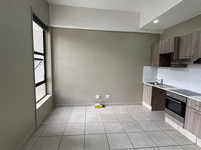 1 Bedroom Apartment To Rent in Johannesburg - bch6.webp