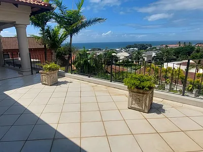 5 Bedroom House For Sale in Umhlanga - cDj3.webp